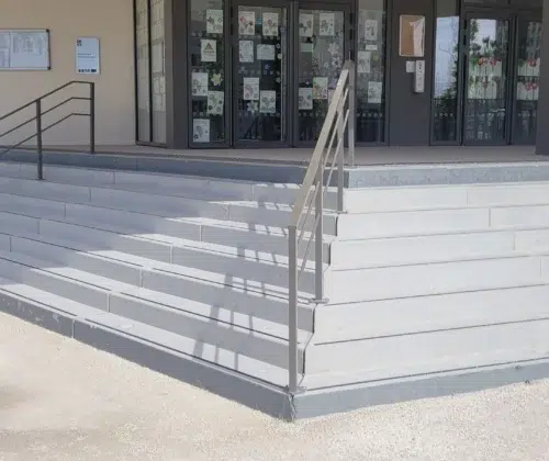 escalier extérieur droit résistant au feu