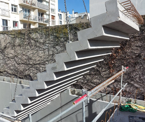 Escalier droit sous face crémaillère